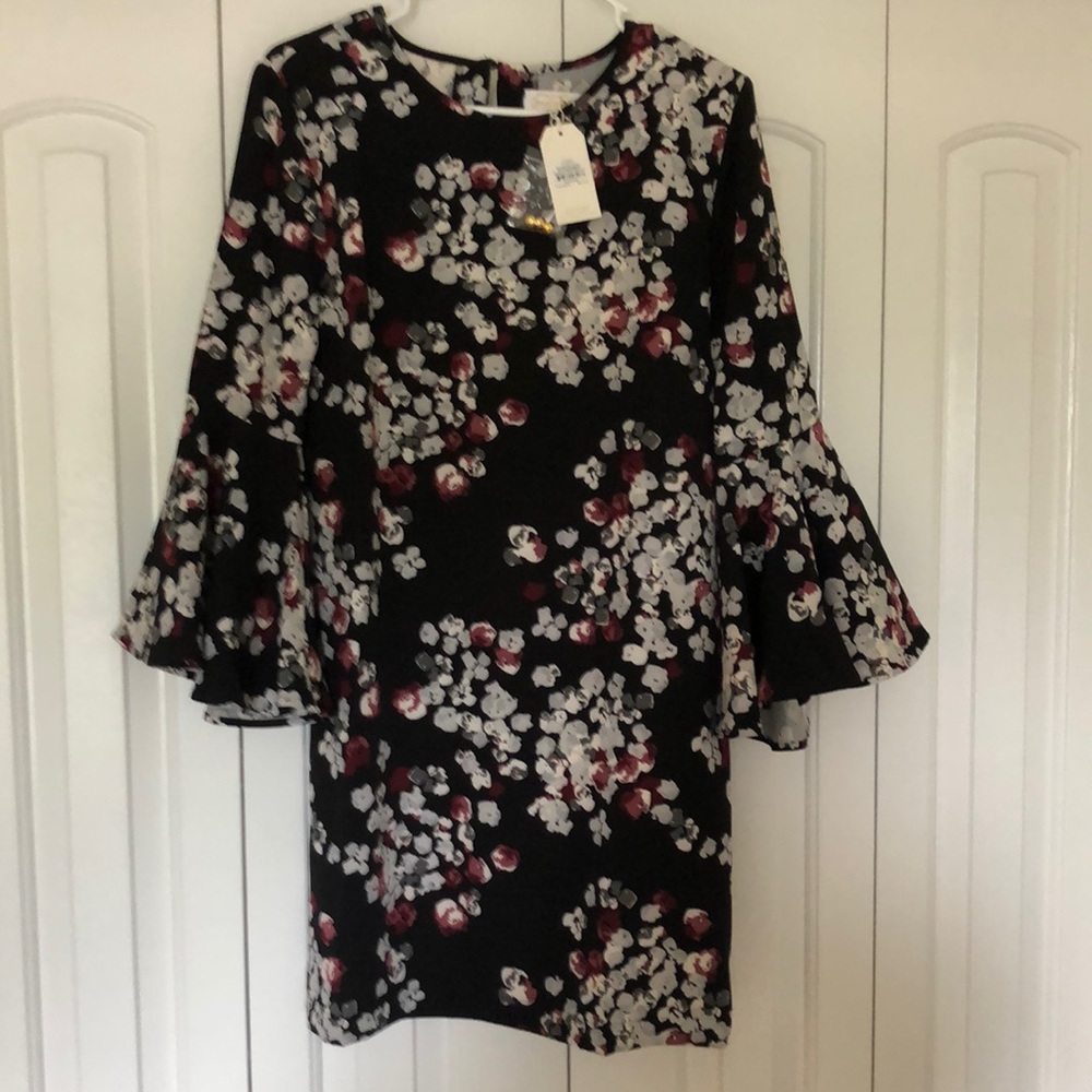 NWT Mud Pie Brooks Bell Sleeve Dress